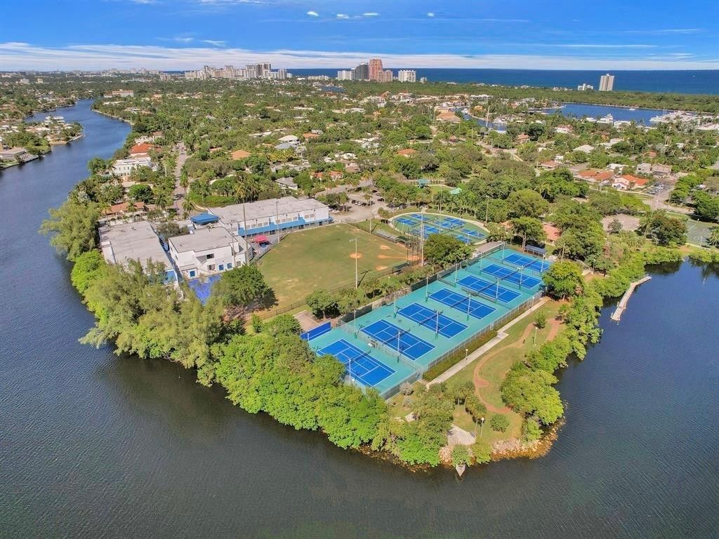 1160 N Federal Highway, Unit 714, Fort Lauderdale, FL 33304 Photo