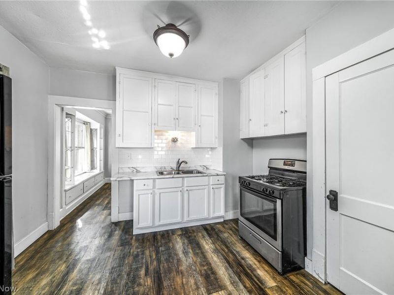 3106 Hillcrest Avenue, Cleveland, OH 44109 Photo 11