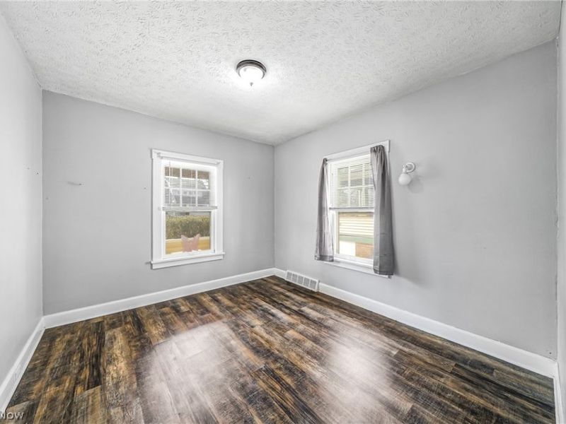 3106 Hillcrest Avenue, Cleveland, OH 44109 Photo 20