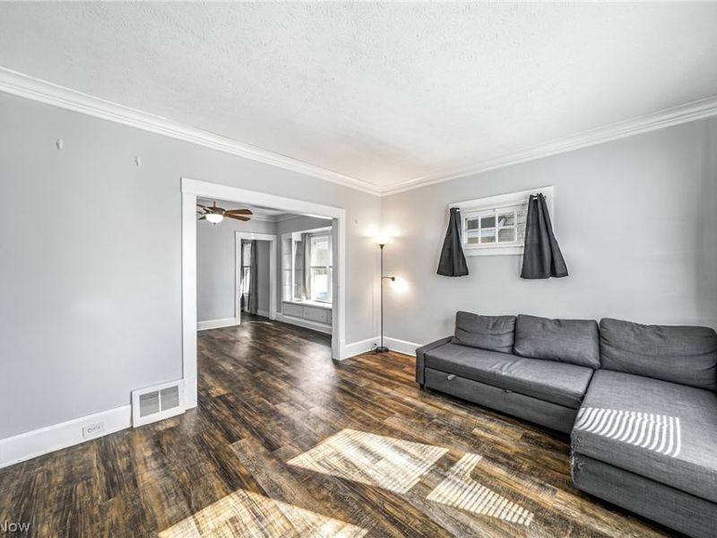 3106 Hillcrest Avenue, Cleveland, OH 44109 Photo 5