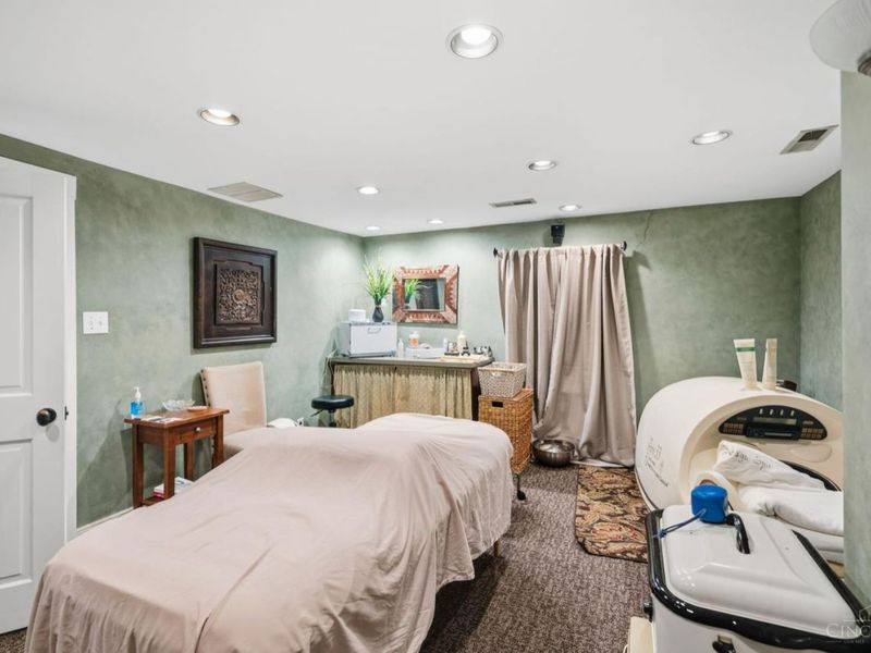 8862 Cincinnati Dayton Road, West Chester, OH 45069 Photo 56