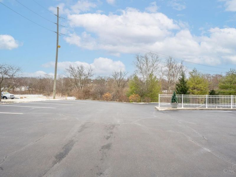 8862 Cincinnati Dayton Road, West Chester, OH 45069 Photo 9