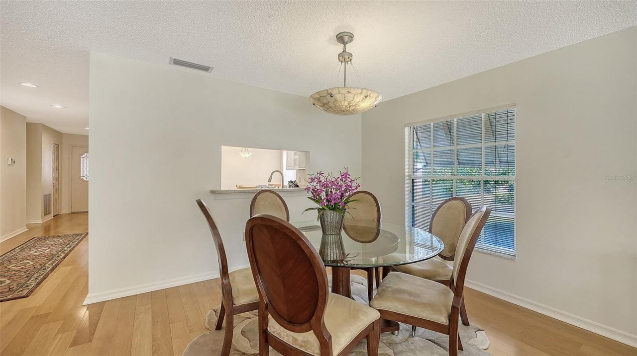 5521 Chanteclaire, Unit 21, Sarasota, FL 34235 Photo