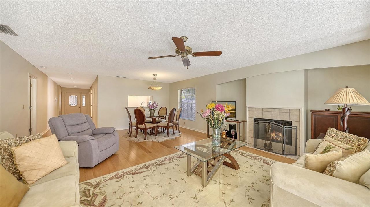 5521 Chanteclaire, Unit 21, Sarasota, FL 34235 Photo
