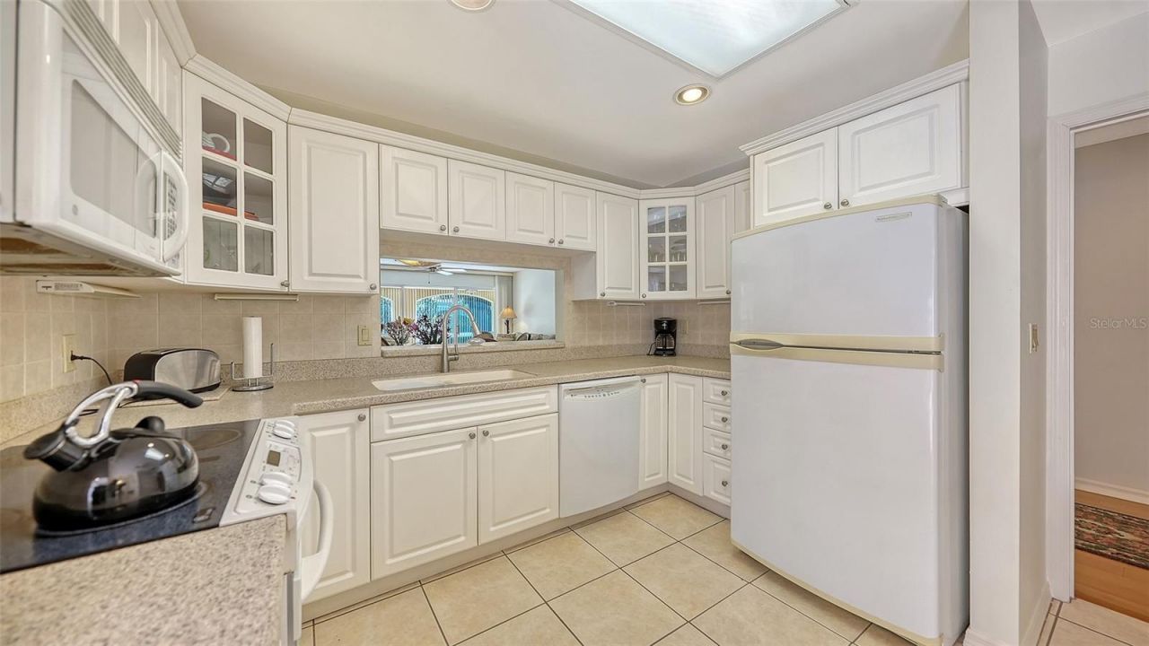 5521 Chanteclaire, Unit 21, Sarasota, FL 34235 Photo