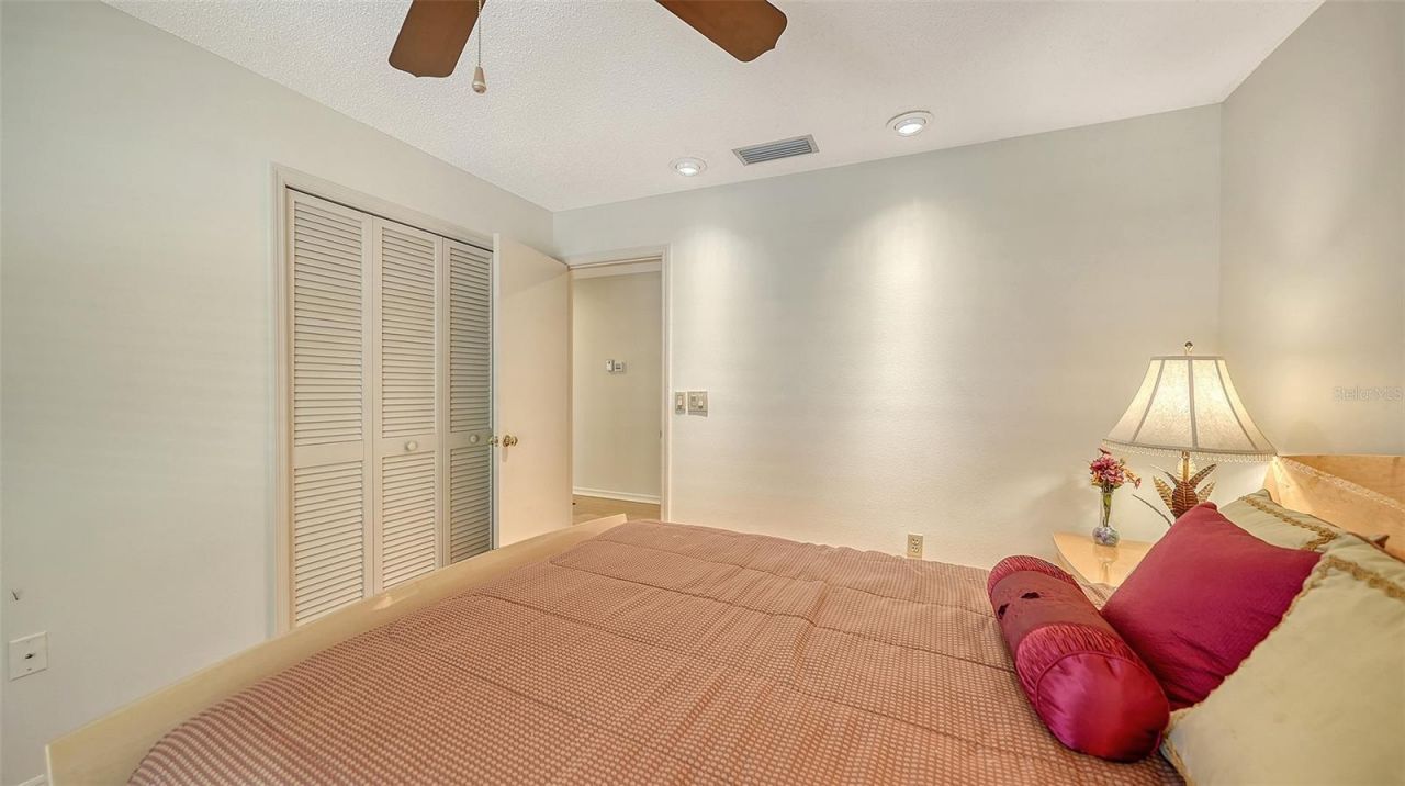 5521 Chanteclaire, Unit 21, Sarasota, FL 34235 Photo