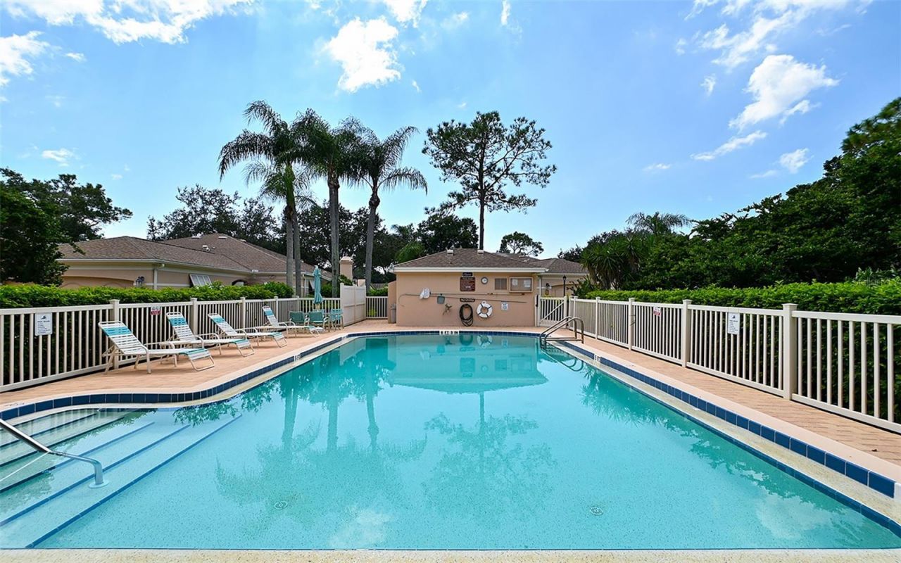 5521 Chanteclaire, Unit 21, Sarasota, FL 34235 Photo