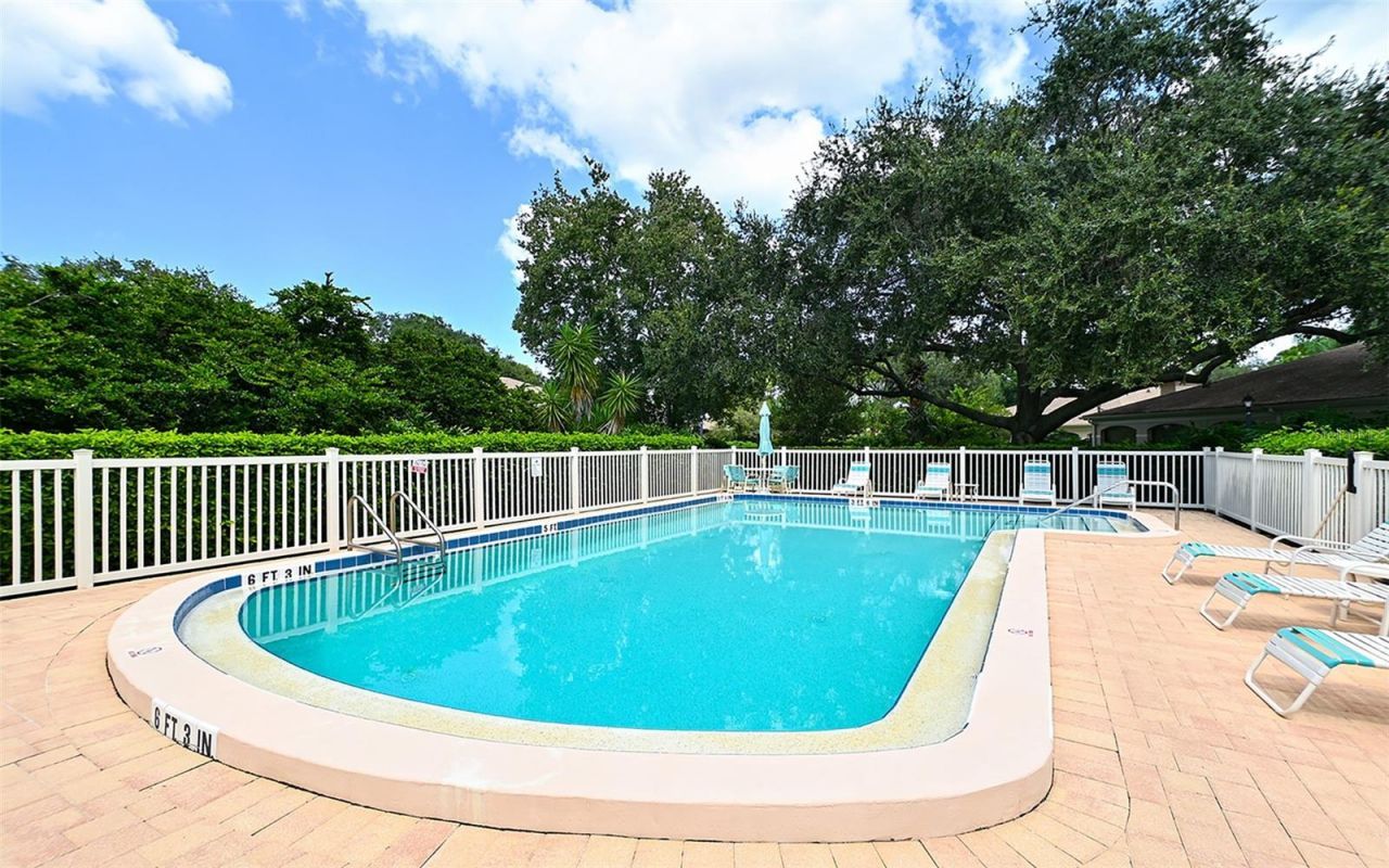5521 Chanteclaire, Unit 21, Sarasota, FL 34235 Photo
