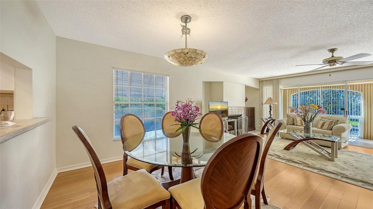 5521 Chanteclaire, Unit 21, Sarasota, FL 34235 Photo