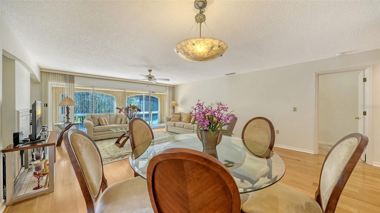 5521 Chanteclaire, Unit 21, Sarasota, FL 34235 Photo