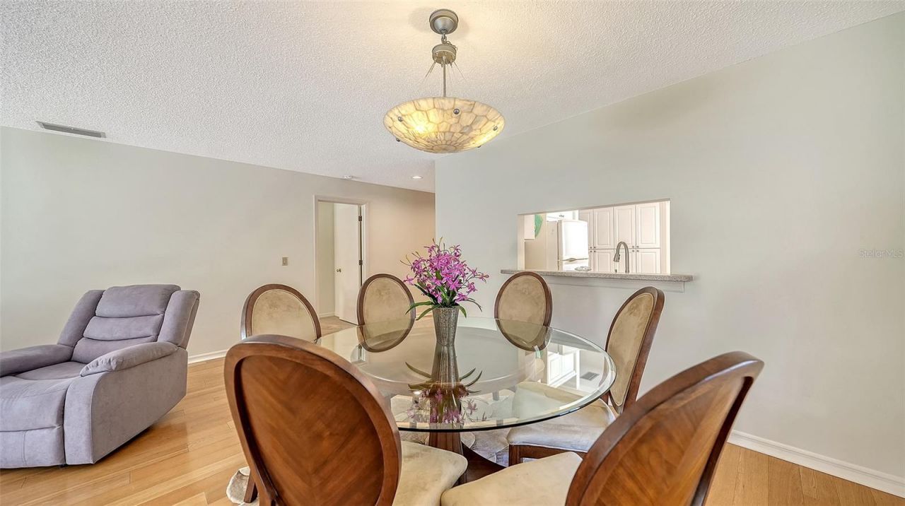 5521 Chanteclaire, Unit 21, Sarasota, FL 34235 Photo