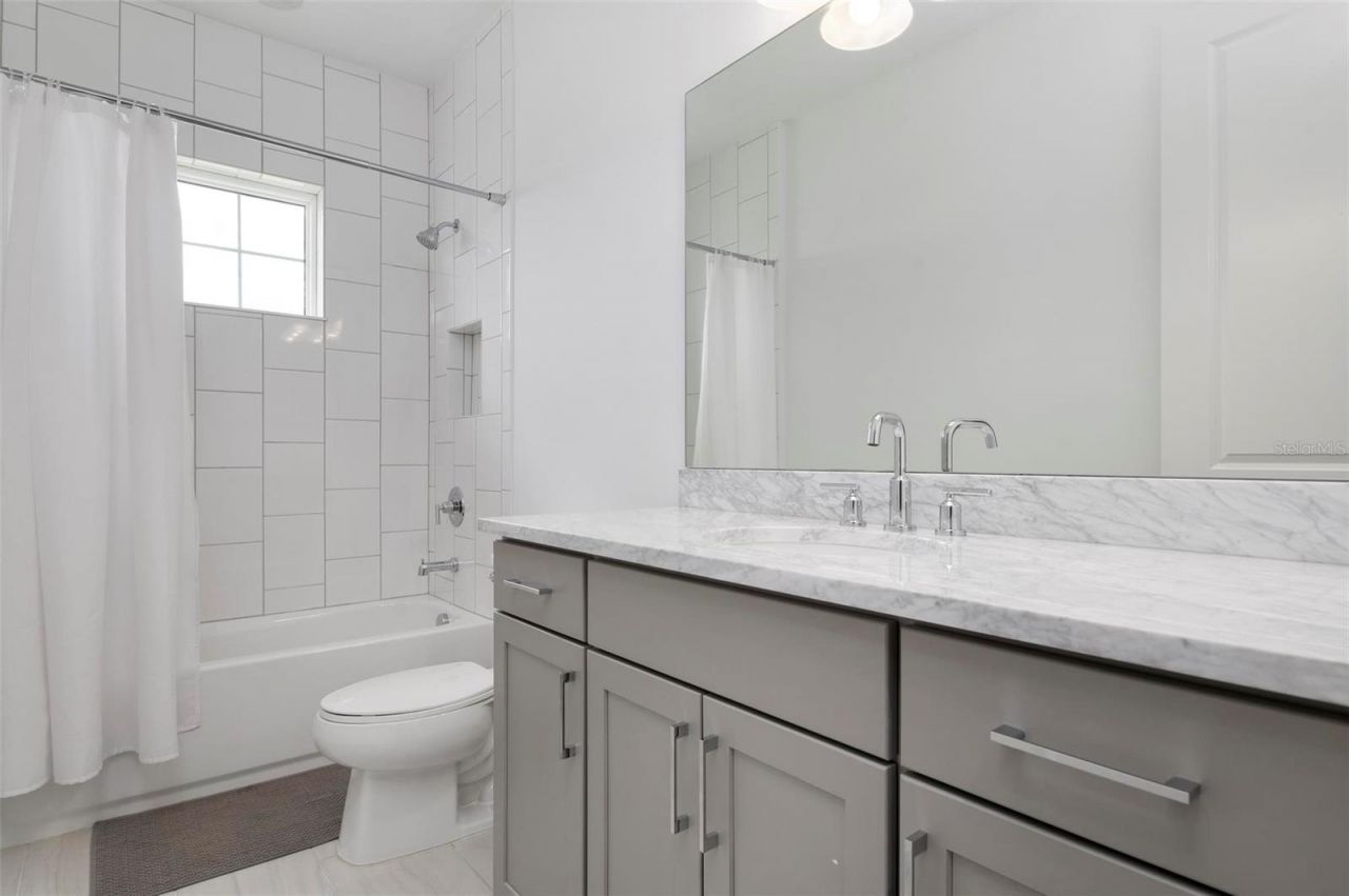 17114 Verona Place, Bradenton, FL 34202 Photo