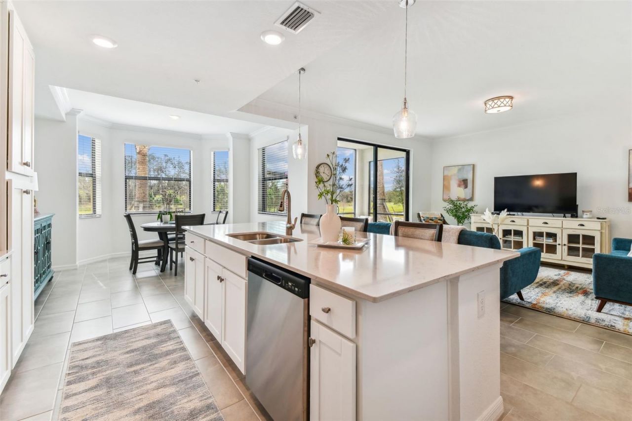 18114 Gawthrop Drive, Unit 106, Bradenton, FL 34211 Photo