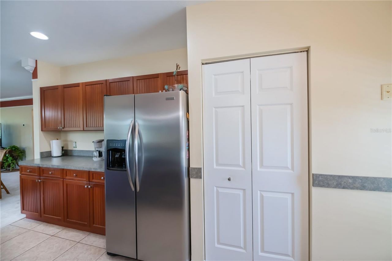 2060 Willow Hammock Circle, Unit 301, Punta Gorda, FL 33983 Photo