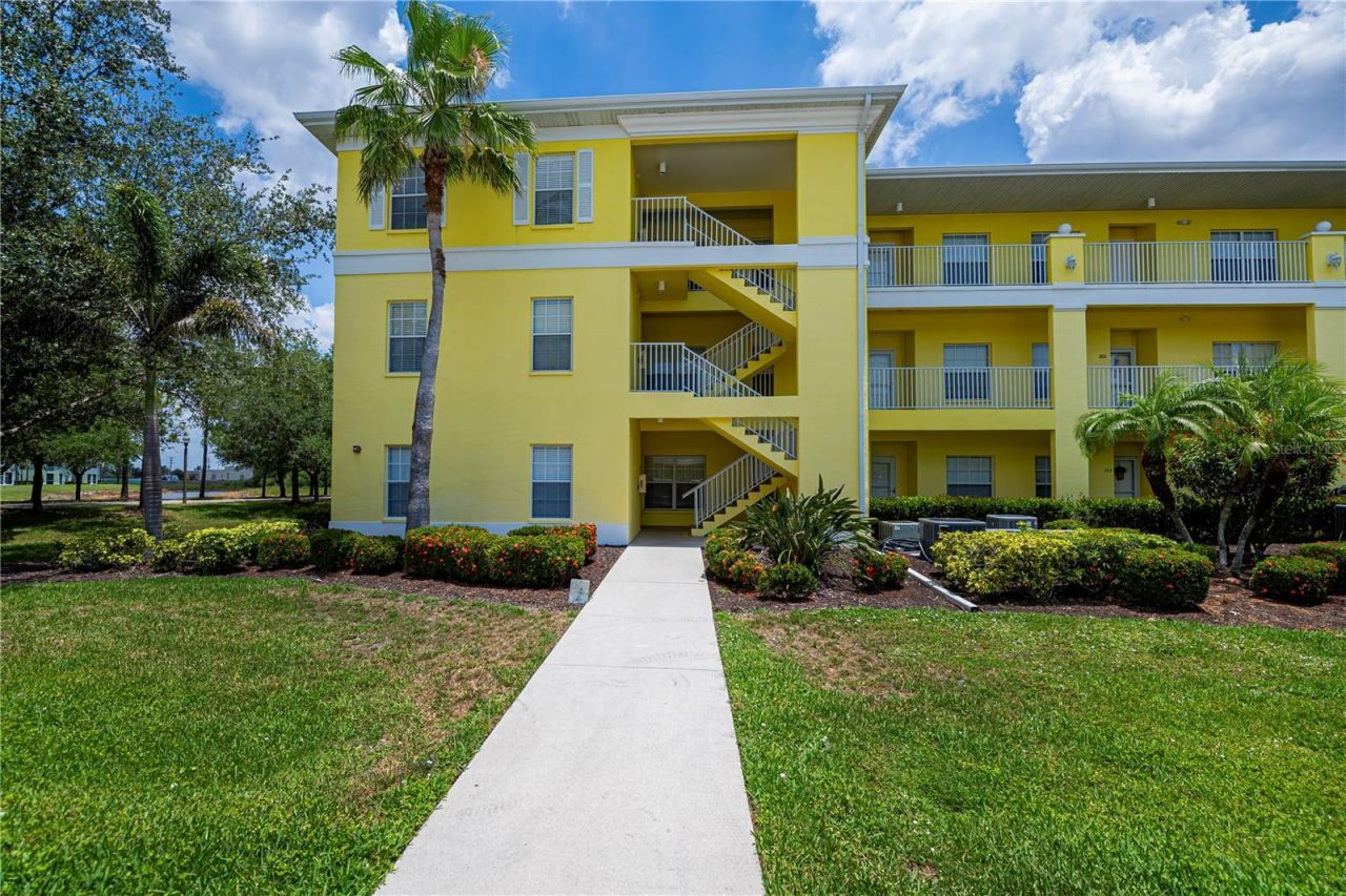 2060 Willow Hammock Circle, Unit 301, Punta Gorda, FL 33983 Photo