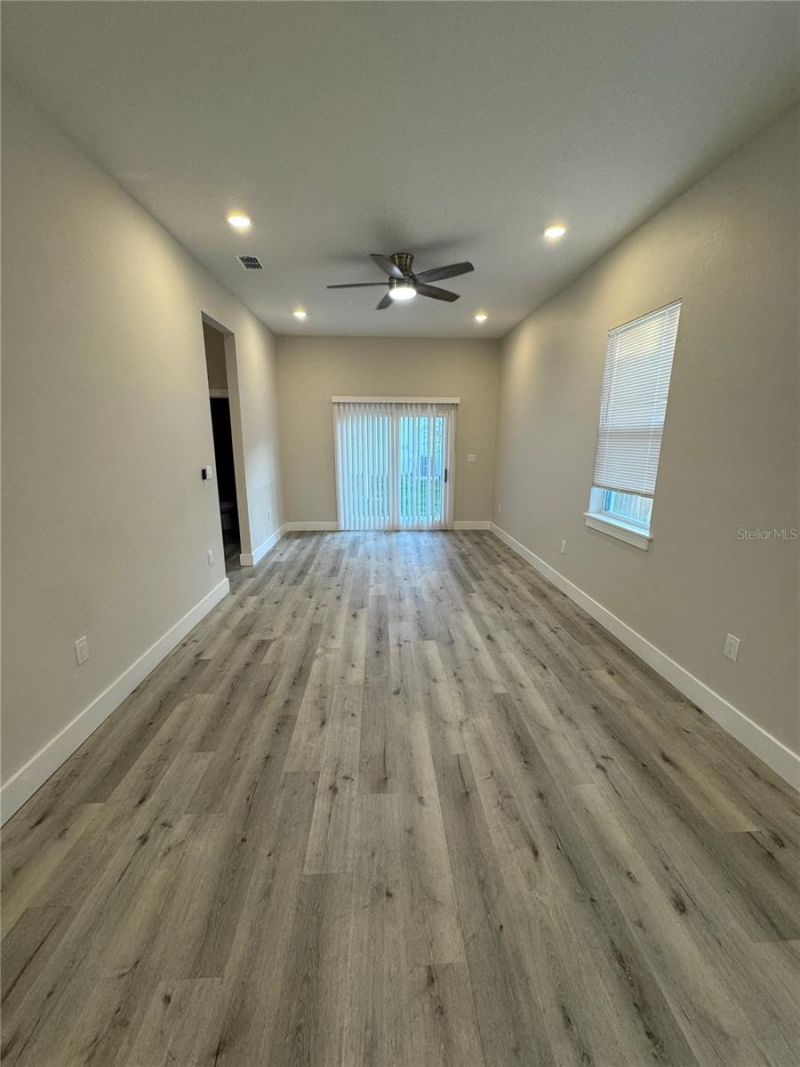 1039 53rd Avenue N, Saint Petersburg, FL 33703 Photo