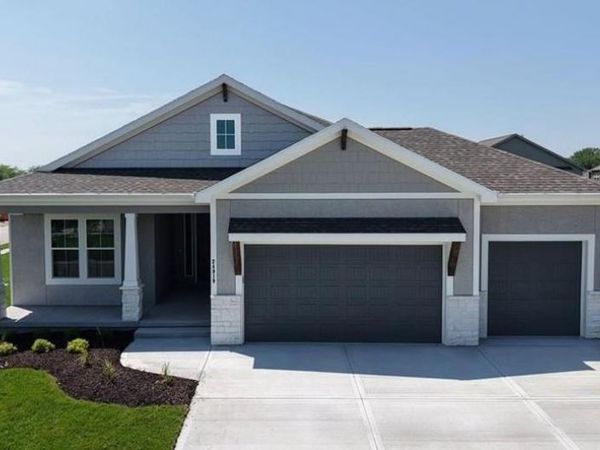 17008 W 172nd Ter Street, Olathe, KS 66062