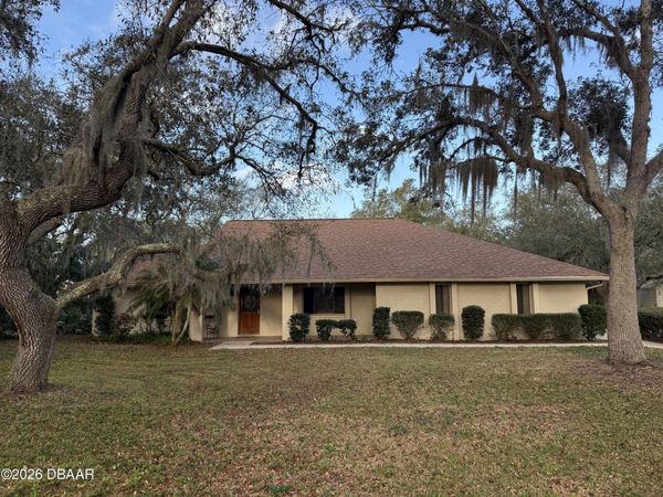 5822 Spruce Creek Woods Drive, Port Orange, FL 32127