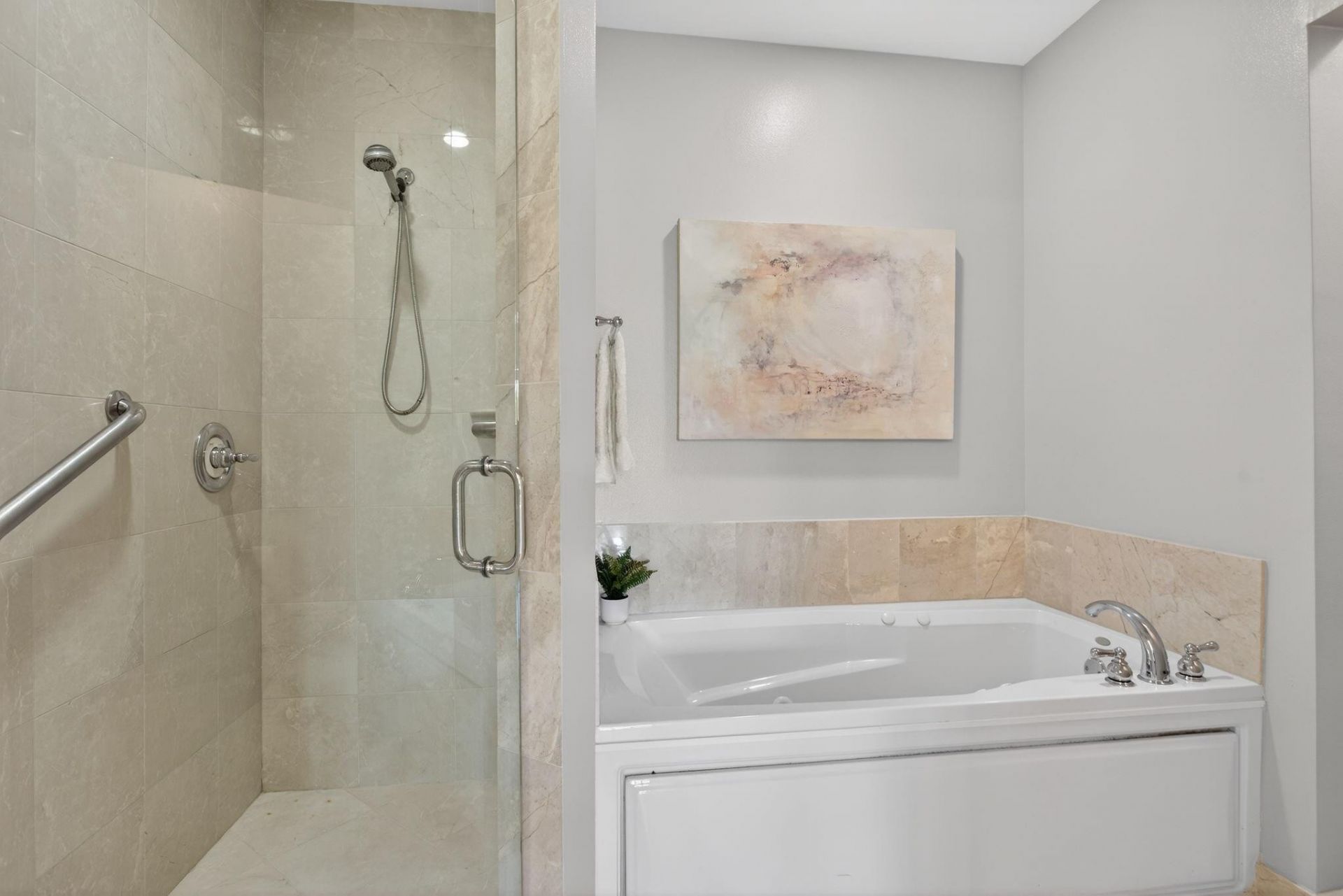 16102 Emerald Estates Dr, Unit 325, Weston, FL 33331 Photo