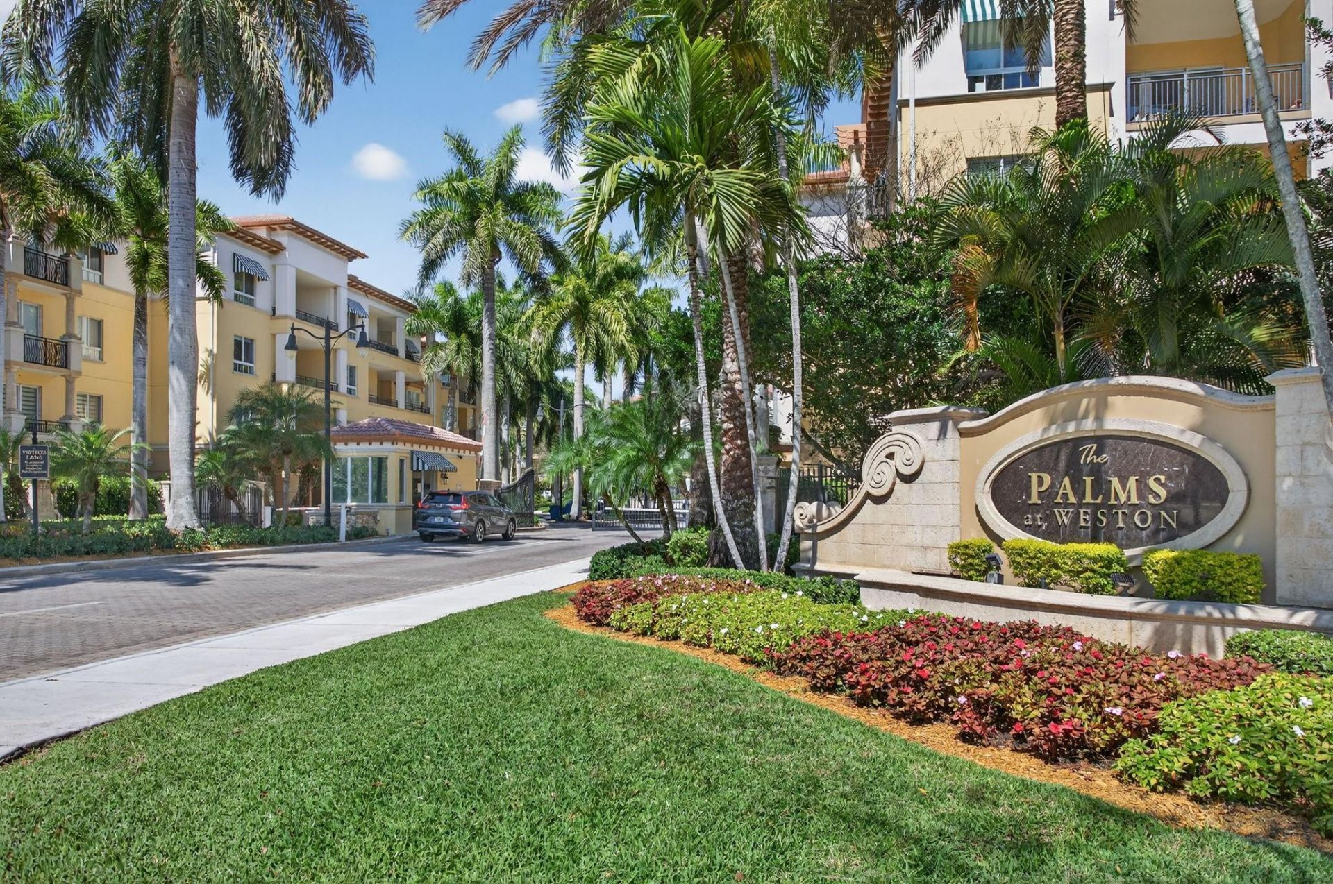 16102 Emerald Estates Dr, Unit 325, Weston, FL 33331 Photo