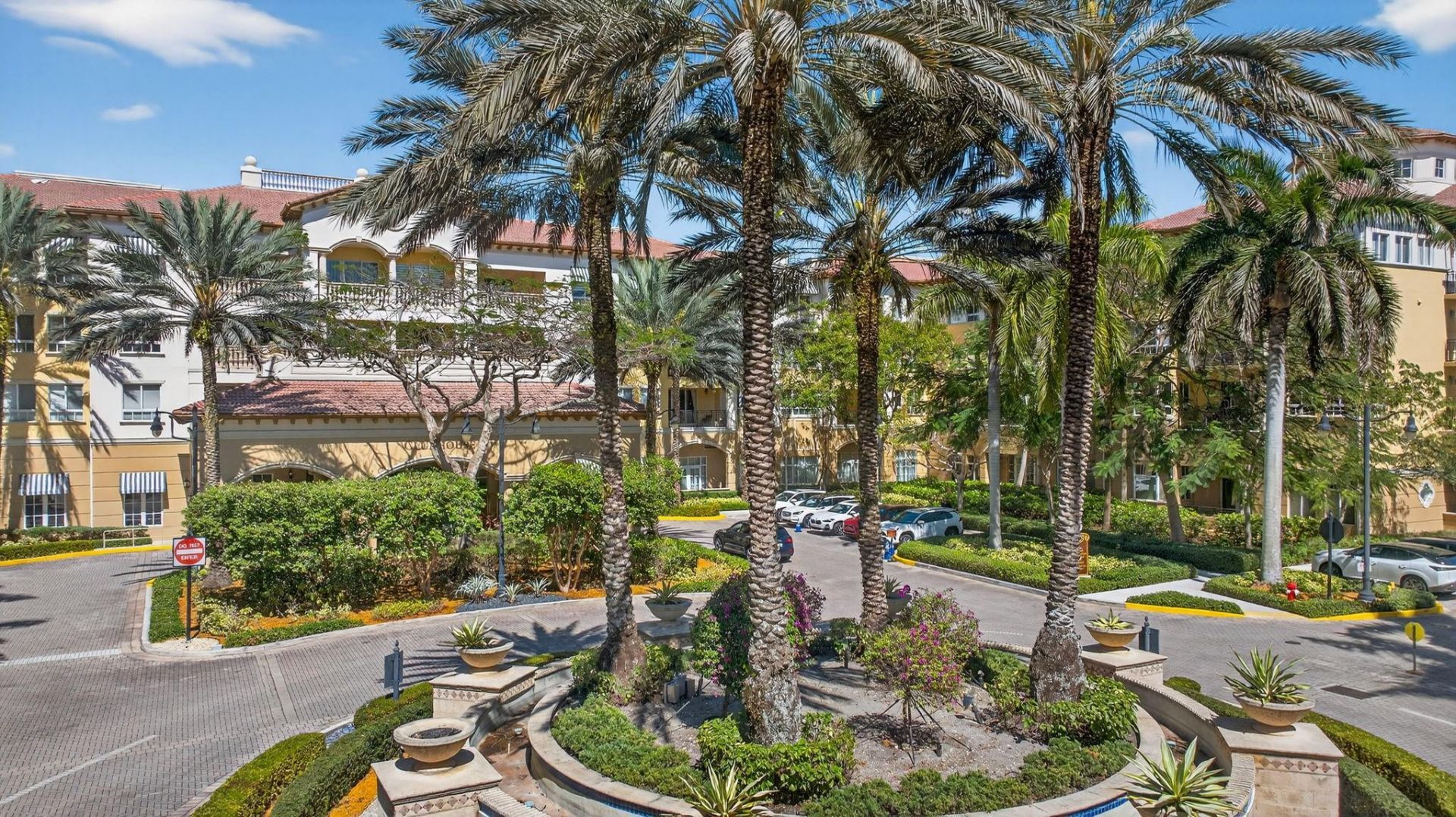 16102 Emerald Estates Dr, Unit 325, Weston, FL 33331 Photo