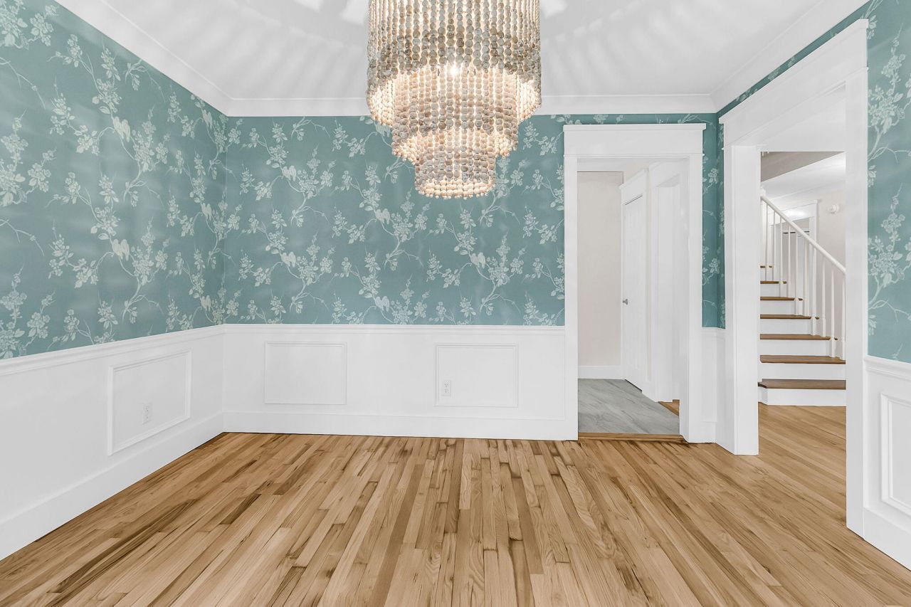 1830 Kempton Avenue Photo 12