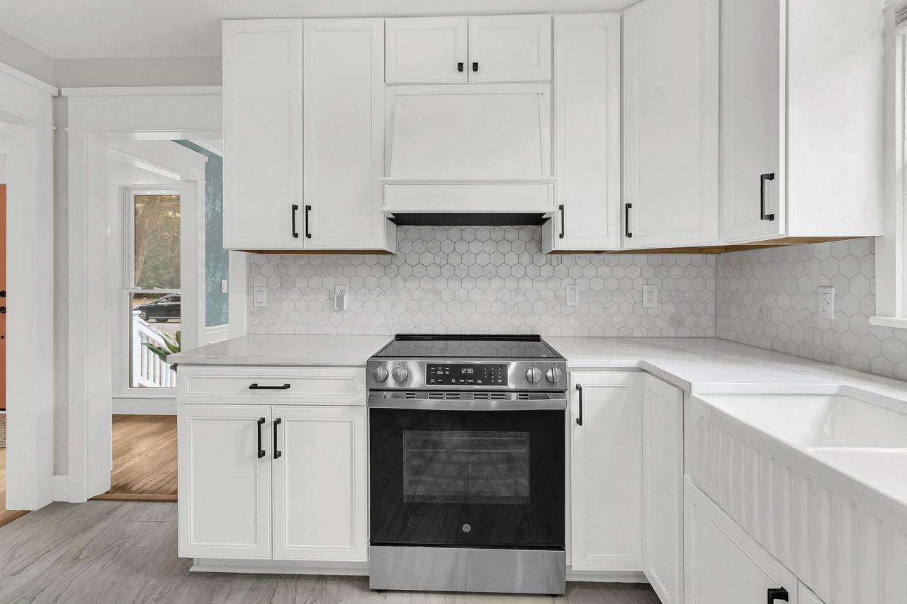 1830 Kempton Avenue Photo 16