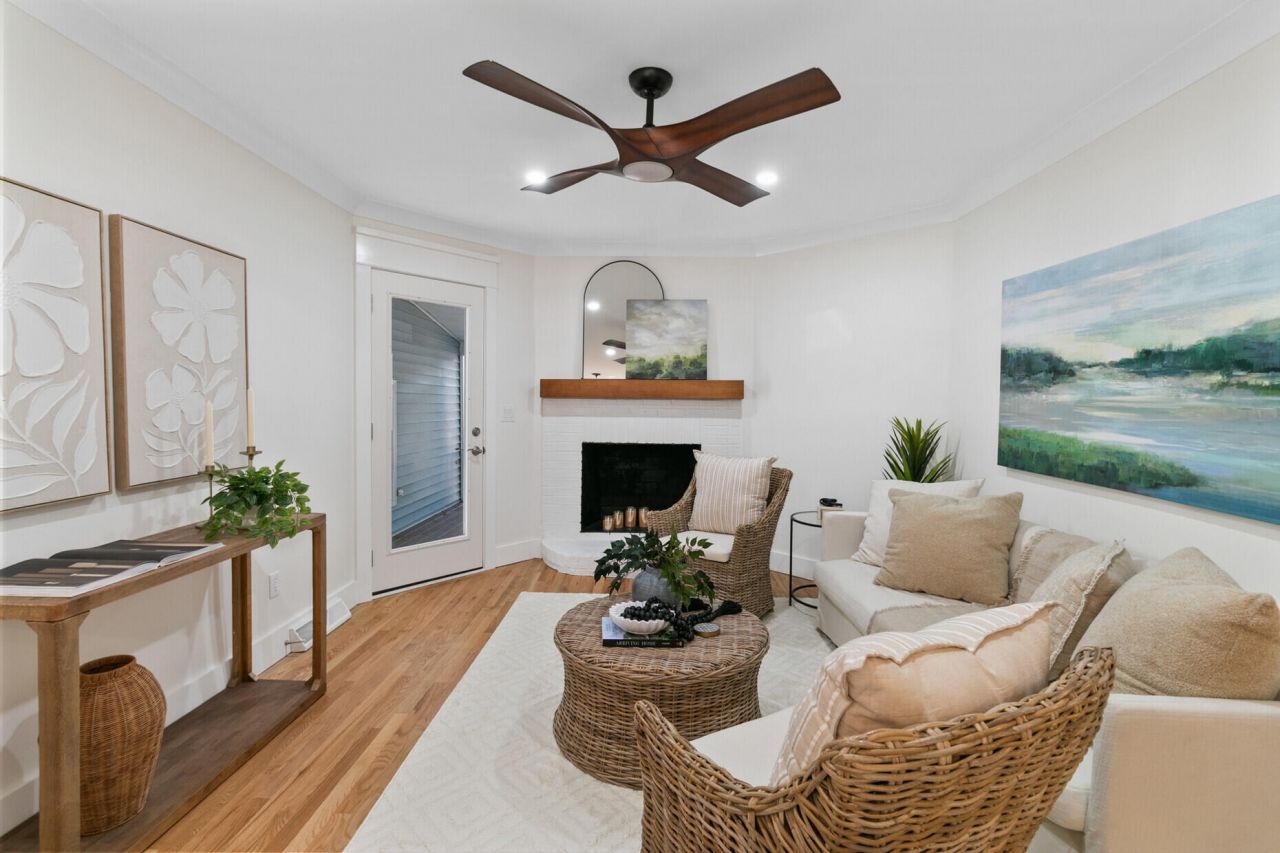 1830 Kempton Avenue Photo 18