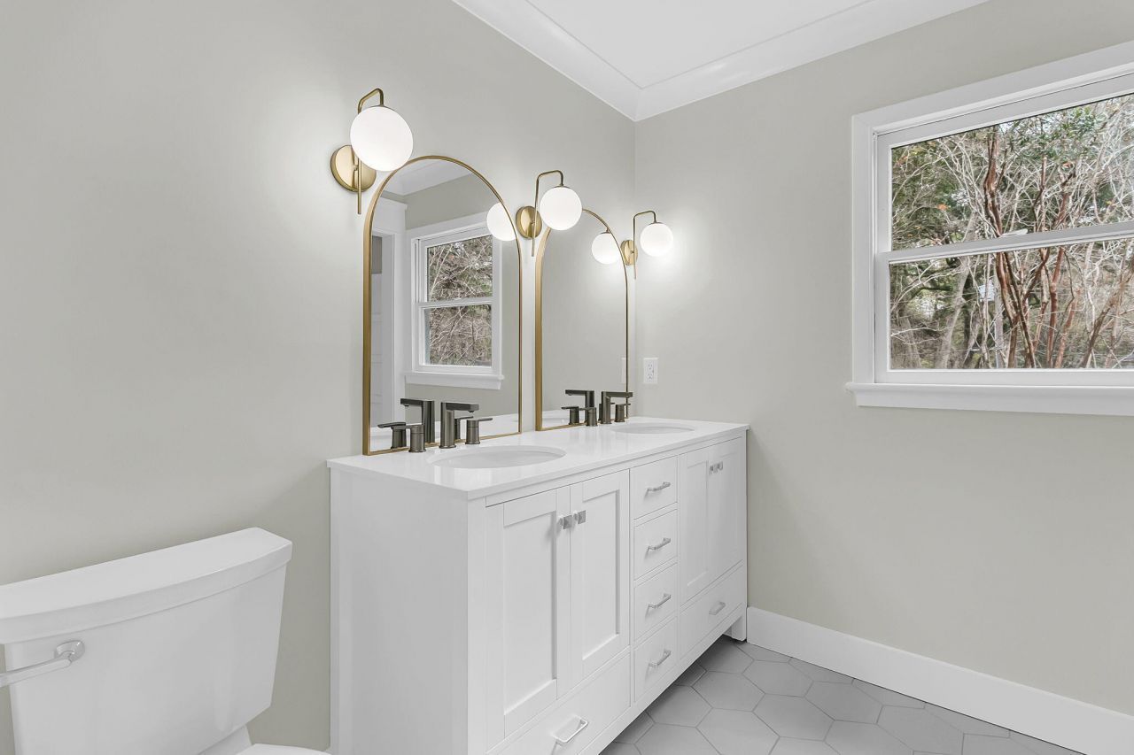 1830 Kempton Avenue Photo 22