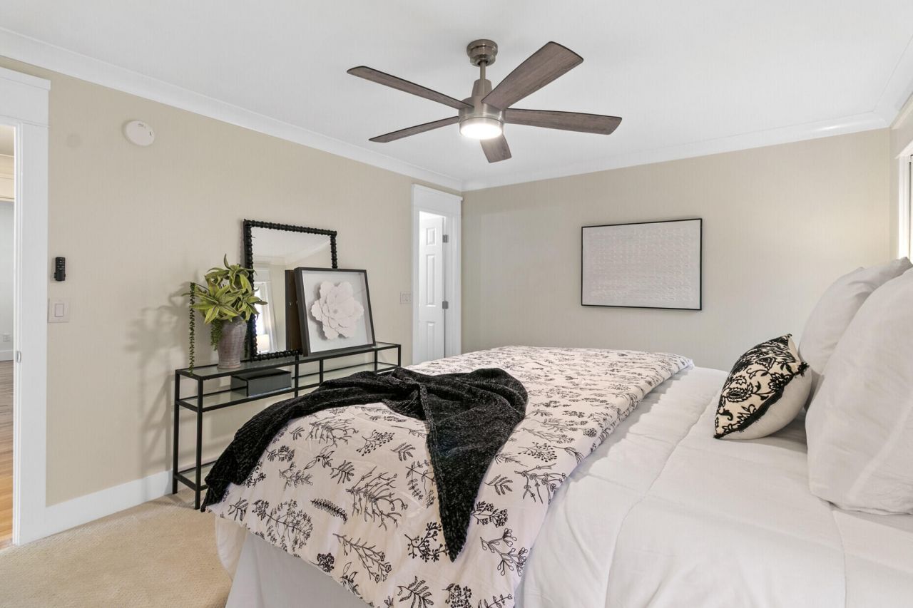 1830 Kempton Avenue Photo 22