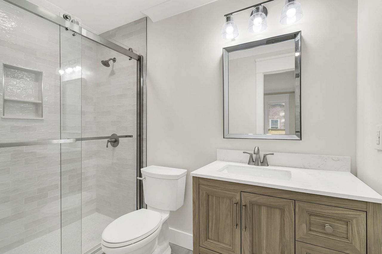 1830 Kempton Avenue Photo 30