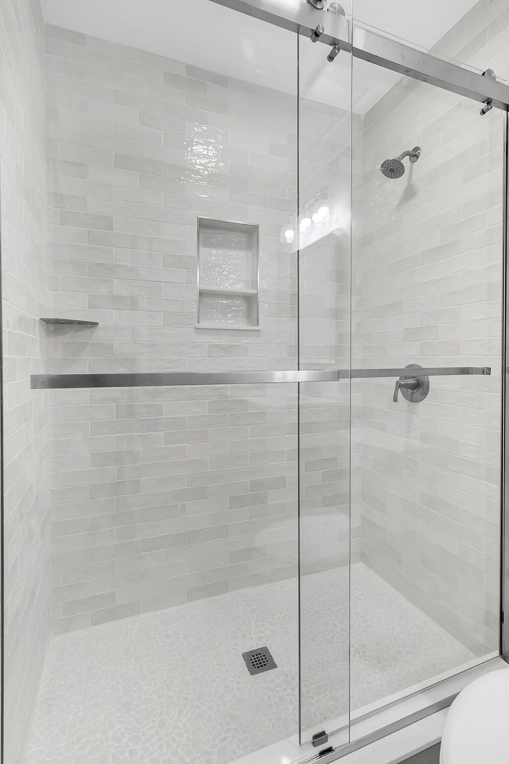 1830 Kempton Avenue Photo 31