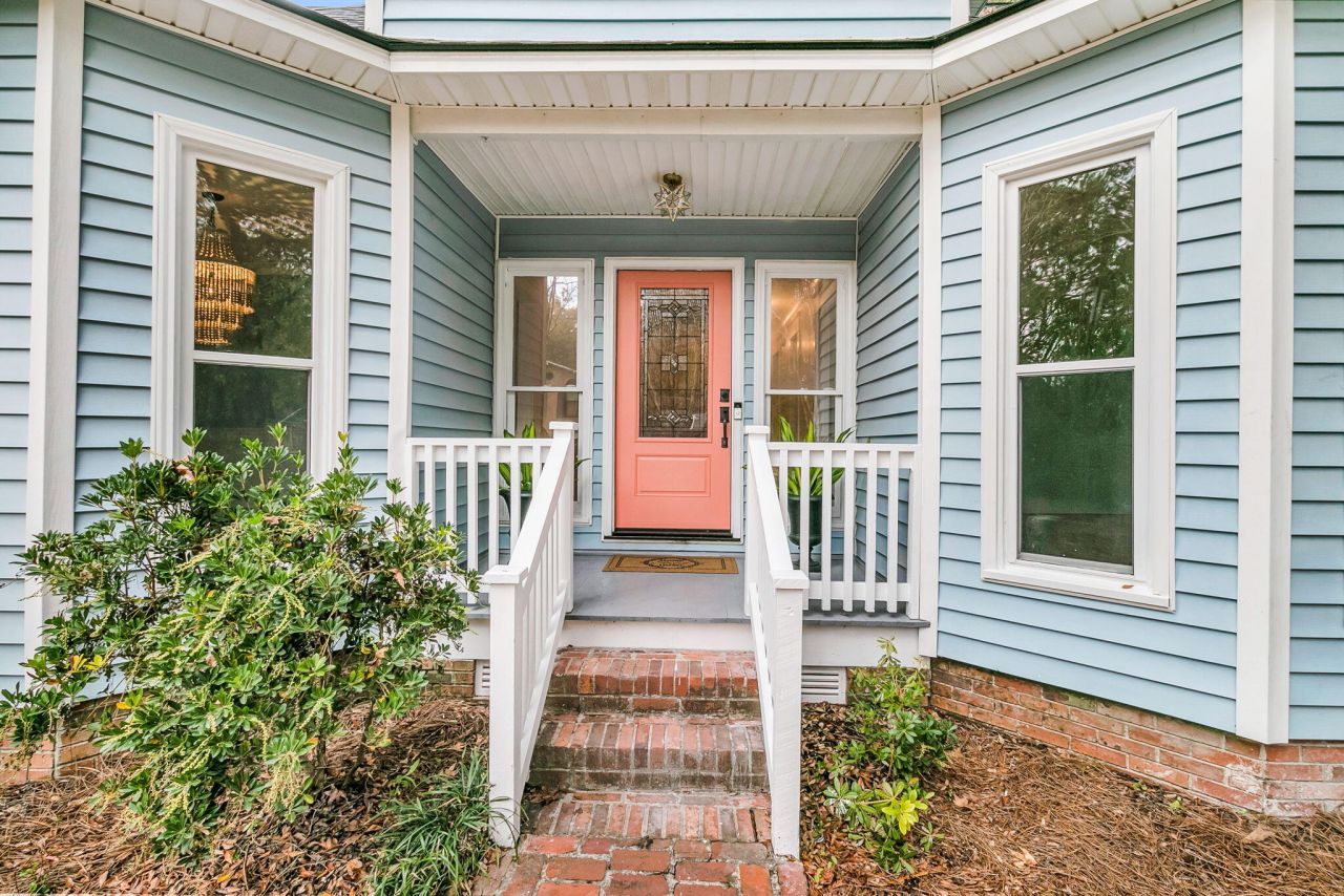 1830 Kempton Avenue Photo 6