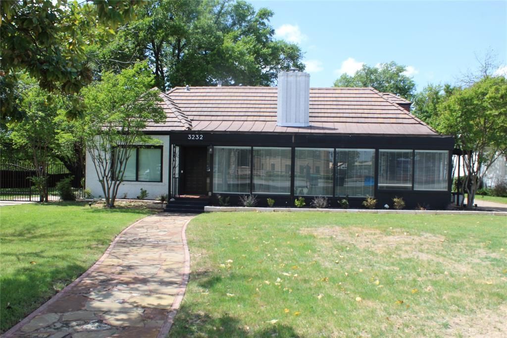 3232 Bellaire Drive W, Fort Worth, TX 76109 Main Photo