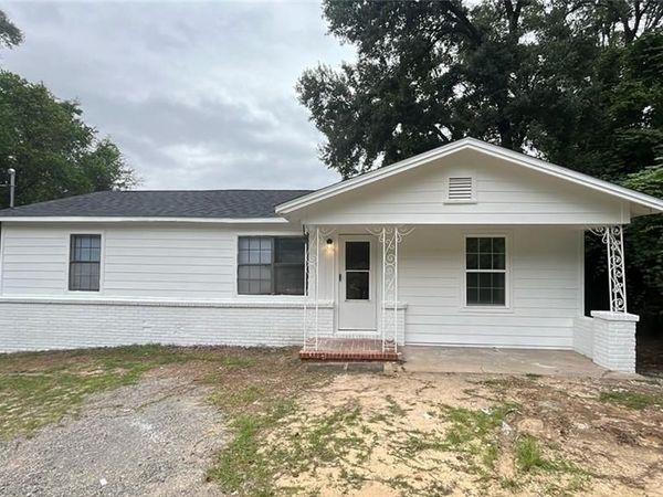 3204 Lott Road, Mobile, AL 36613