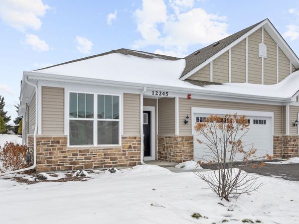 12245 Barcroft Circle, Huntley, IL 60142