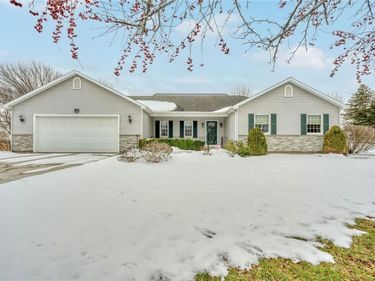 38 Munger Street, Bergen, NY 14416