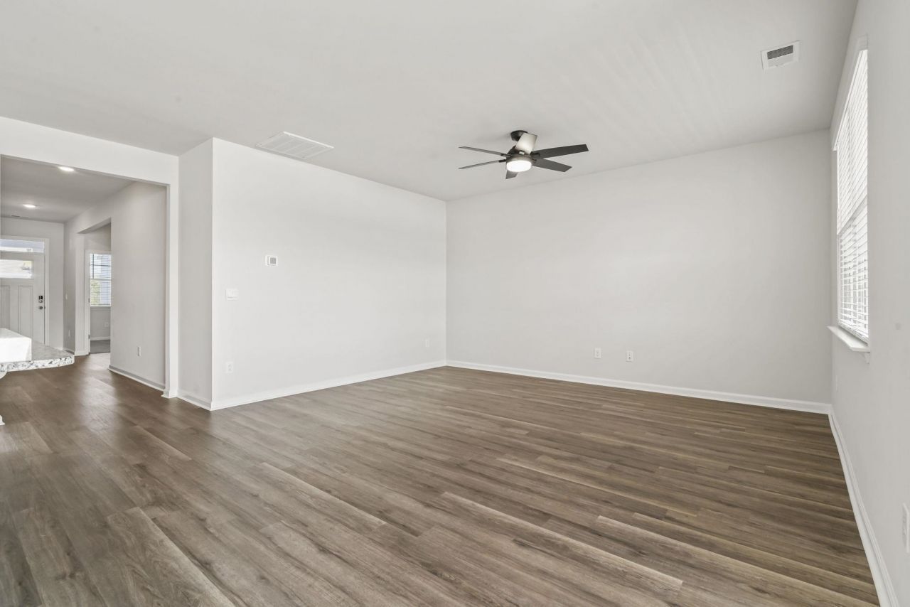 3068 Fair Ridge Way  Photo 12