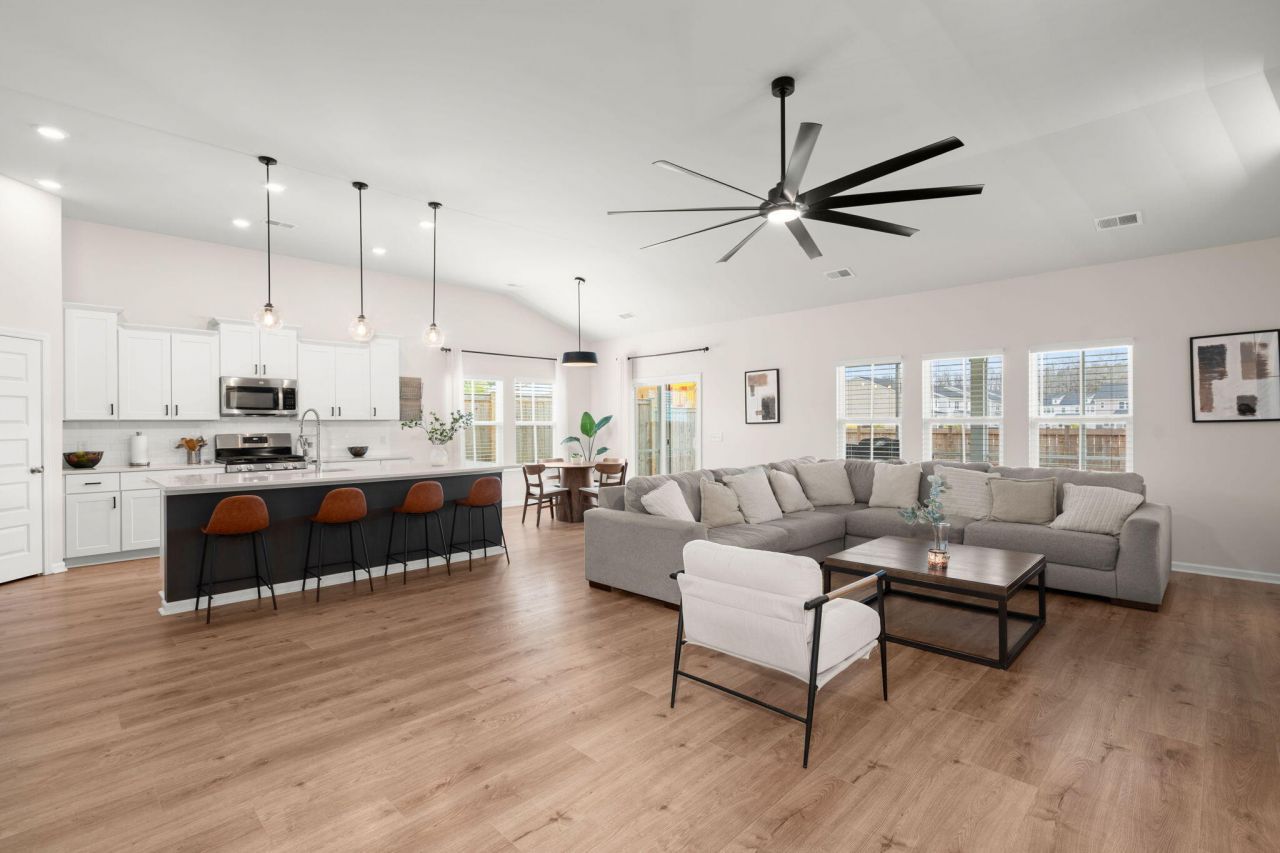 1111 Fitzgerald Court Photo 8