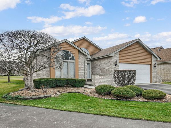 18311 65th Avenue , Tinley Park, IL 60477