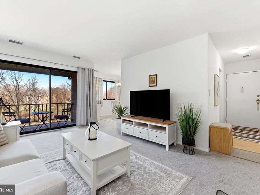 6027 Majors Lane, Unit 5, Columbia, MD 21045 Main Photo