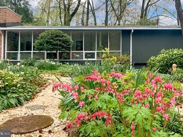 1812 DRURY LANE, ALEXANDRIA, VA 22307