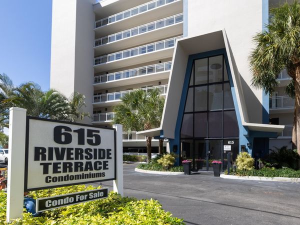 615 N Riverside Drive, Unit 301, Pompano Beach, FL 33062
