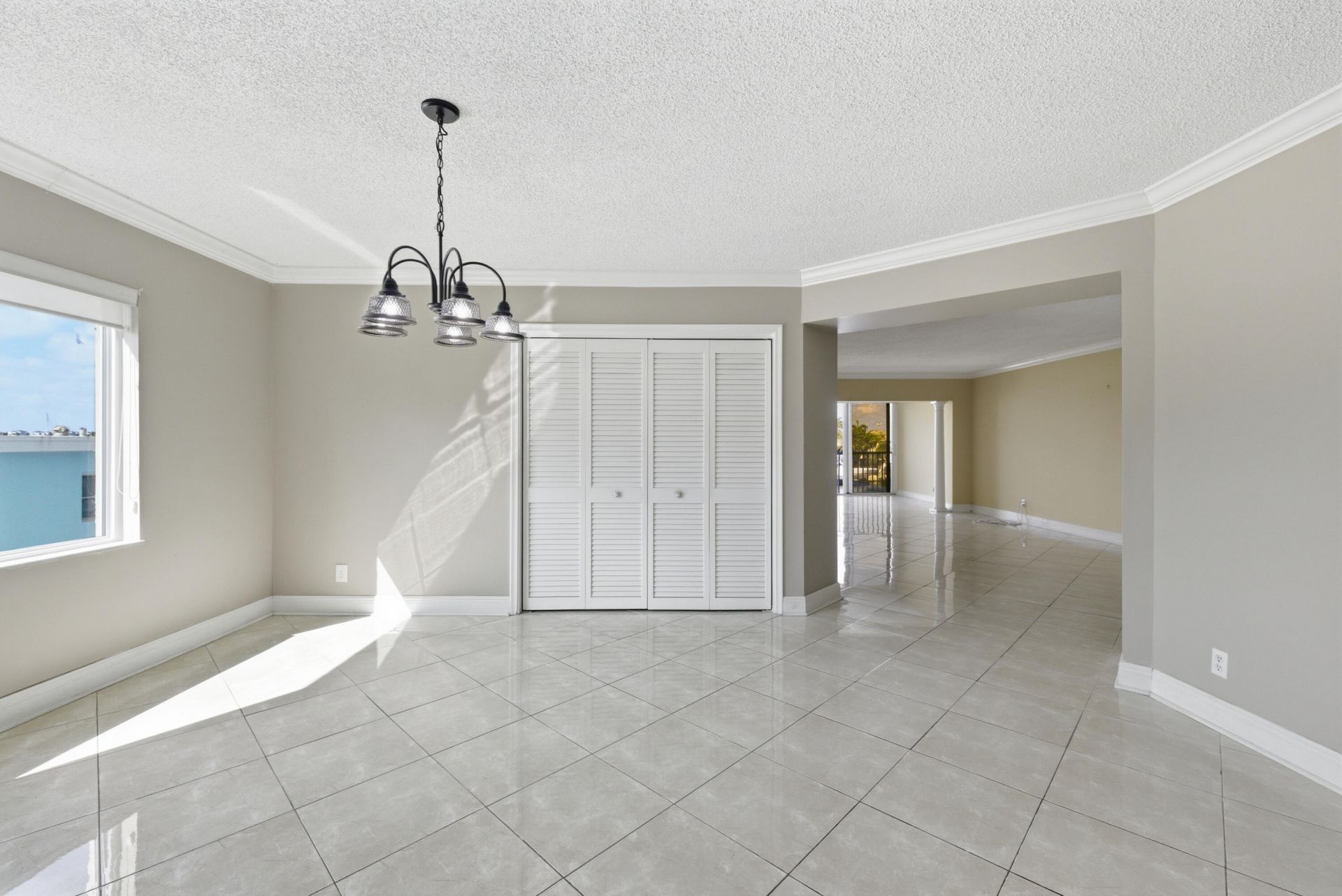 615 N Riverside Drive, Unit 301, Pompano Beach, FL 33062 Photo