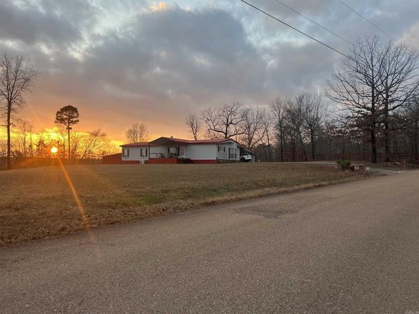 373 Beacon Hill Road , Murfreesboro, AR 71958