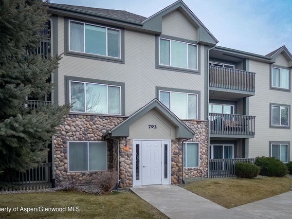 792 Castle Valley Boulevard, Unit B, New Castle, CO 81647