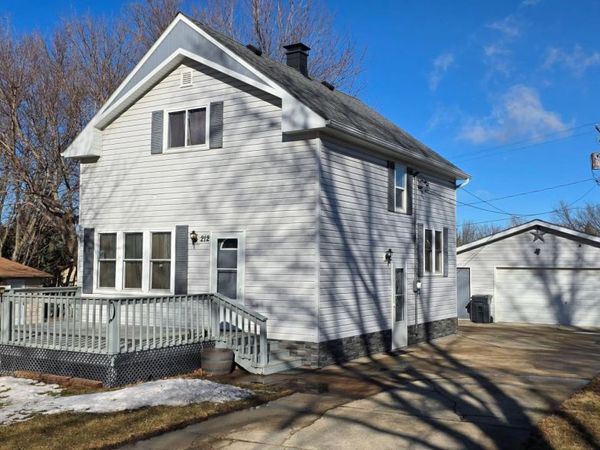 212 8th Street E, Jasper, MN 56144