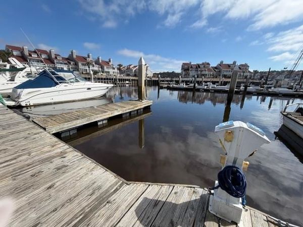 4396 Baldwin Ave. , Little River, SC 29566