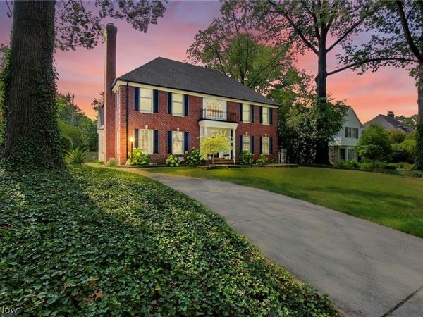 20962 Sydenham Road, Shaker Heights, OH 44122