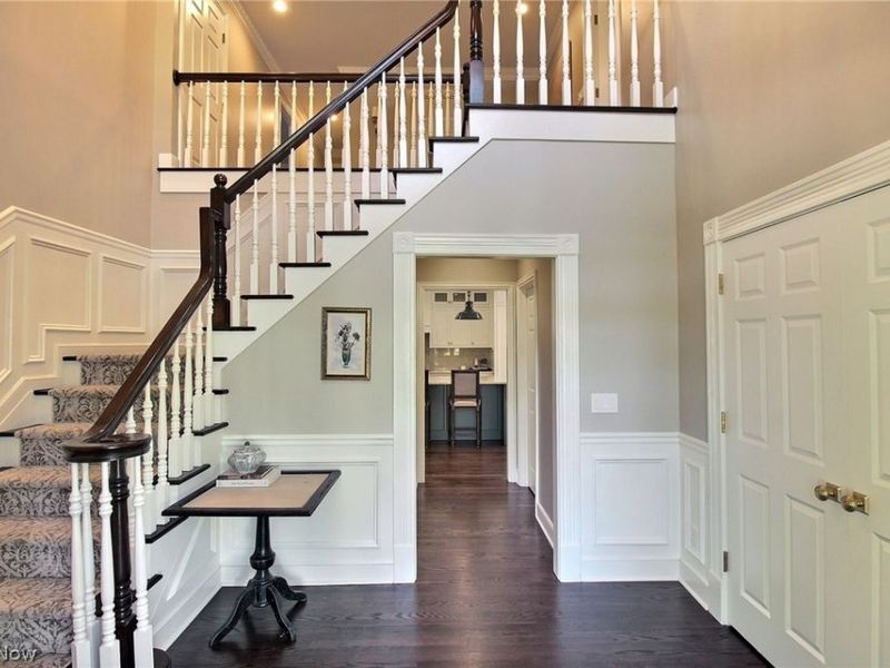 20962 Sydenham Road, Shaker Heights, OH 44122 Photo 2